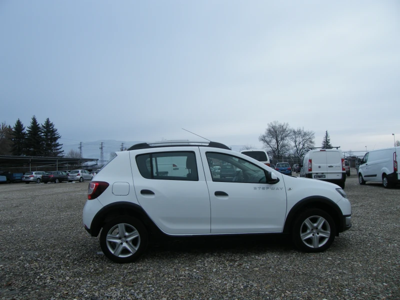 Dacia Sandero 1.5DCI 90k.s. STEPWAY, снимка 3 - Автомобили и джипове - 48770652