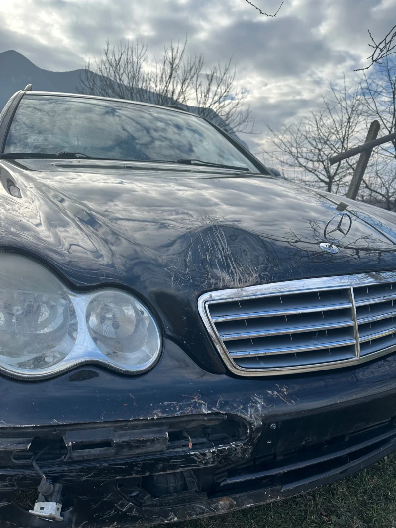 Mercedes-Benz C 200 CDI, снимка 3 - Автомобили и джипове - 49401155