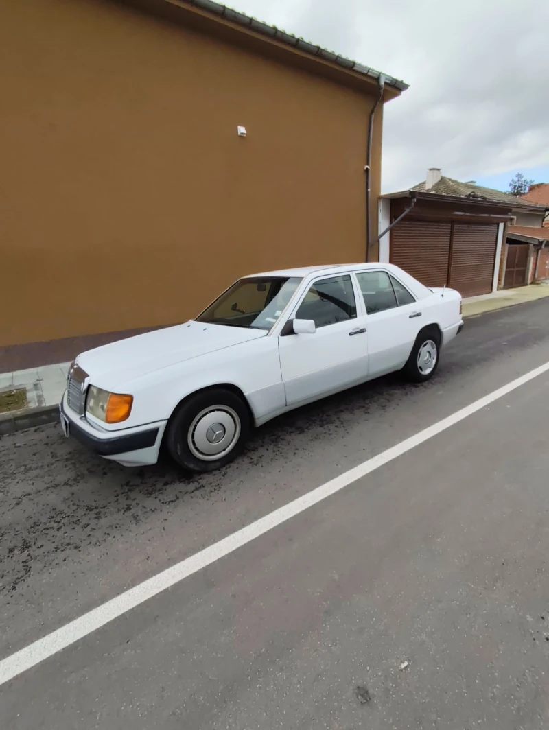 Mercedes-Benz 124, снимка 5 - Автомобили и джипове - 52590084