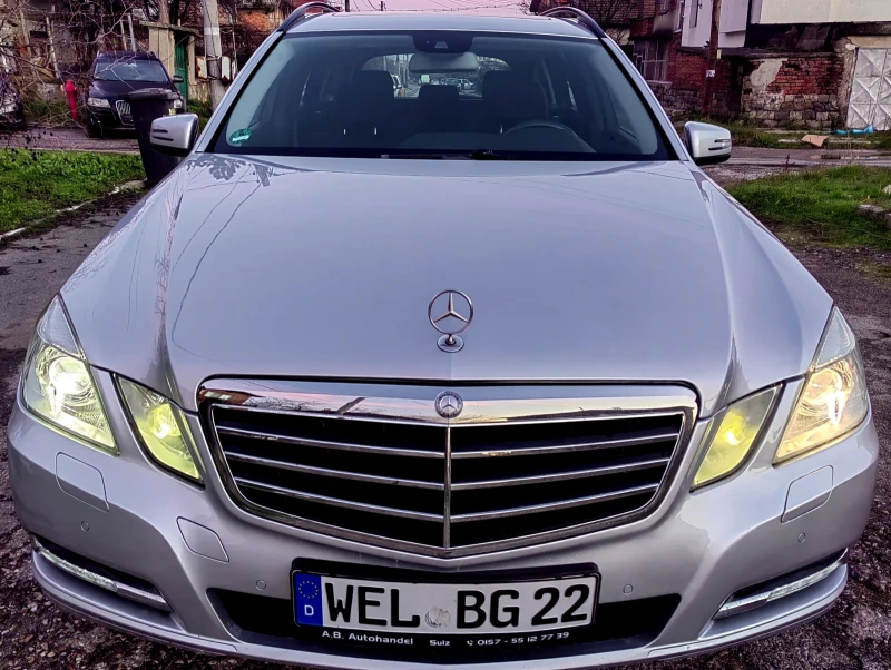 Mercedes-Benz E 220 Harman /7G, снимка 3 - Автомобили и джипове - 52907271