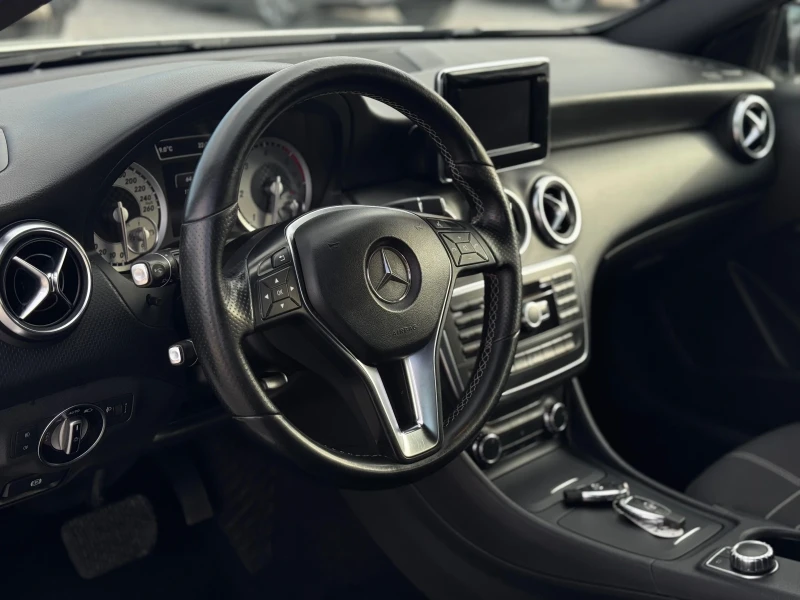 Mercedes-Benz A 180 Sport, снимка 7 - Автомобили и джипове - 52912411