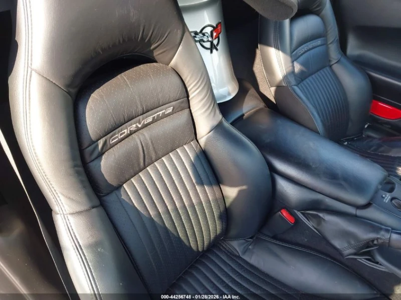 Chevrolet Corvette * Възможност за Лизинг* , снимка 8 - Автомобили и джипове - 53542732