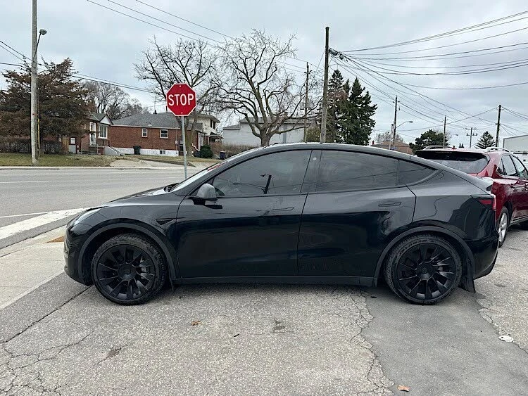 Tesla Model Y Standard Range* АвтоКредит* (ЦЕНА ДО БГ), снимка 4 - Автомобили и джипове - 54260144