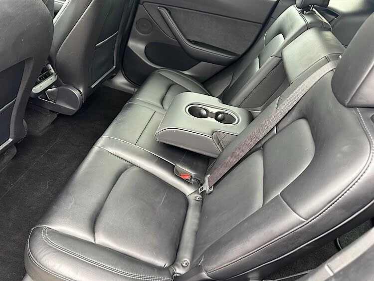 Tesla Model Y Standard Range* АвтоКредит* (ЦЕНА ДО БГ), снимка 15 - Автомобили и джипове - 54260144