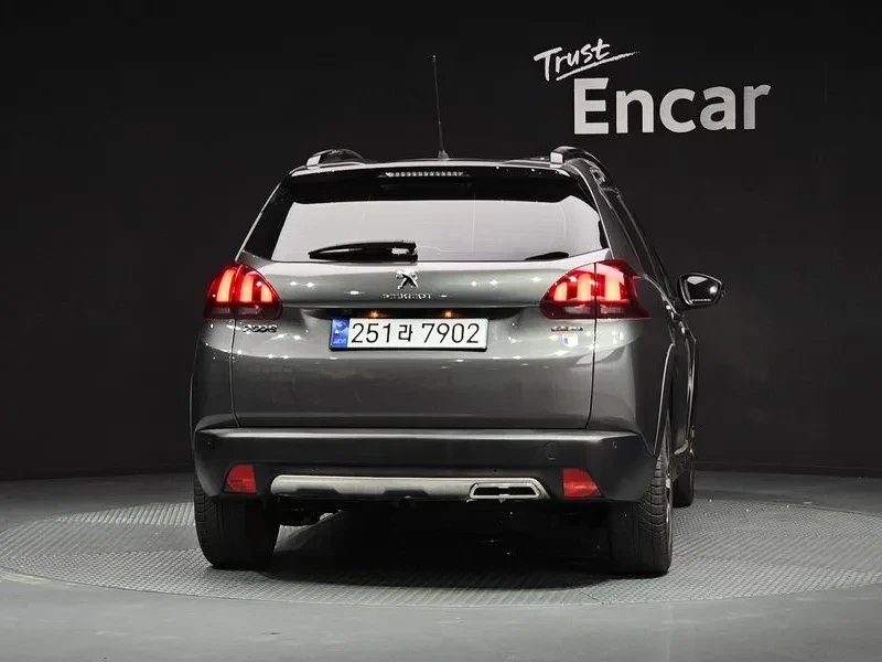 Peugeot 2008 1.5 Bluehdi Gt Line, снимка 4 - Автомобили и джипове - 55088620