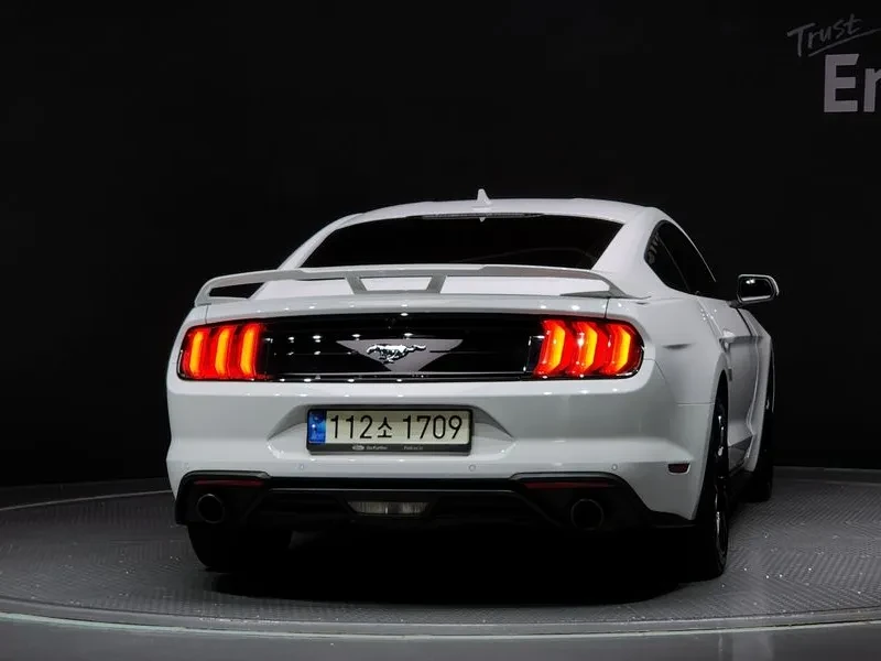 Ford Mustang 2.3 - САМО 30% АВАНС, снимка 4 - Автомобили и джипове - 56293294