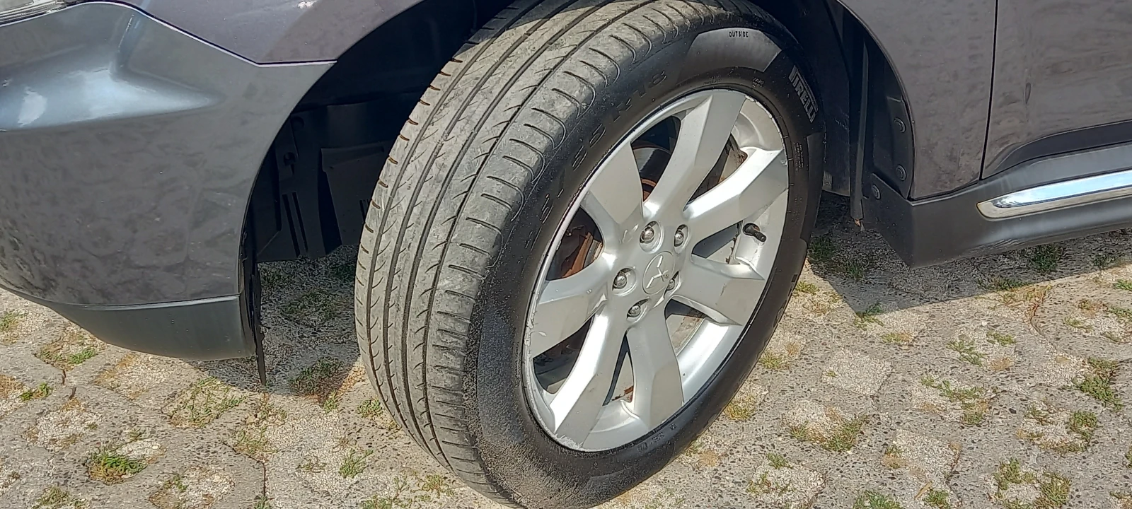 Mitsubishi Outlander 4Х4 FULL ИЗКЛЮЧИТЕЛЕН СЕРВИЗ КНИЖКА УНИКАТ 7-МЕСТА - изображение 6