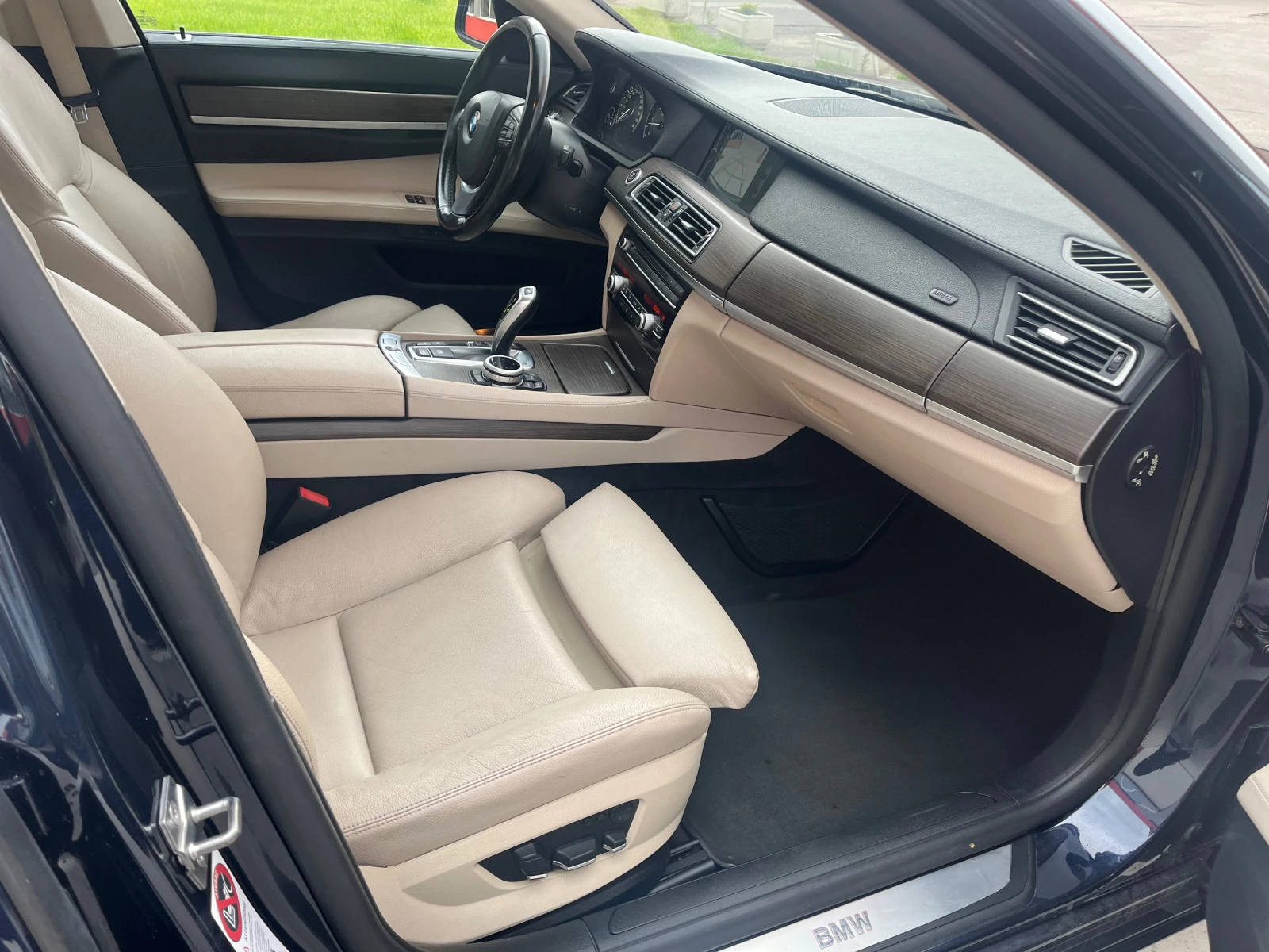 BMW 740 Xdrive 4, 0d | Mobile.bg — изображение 11