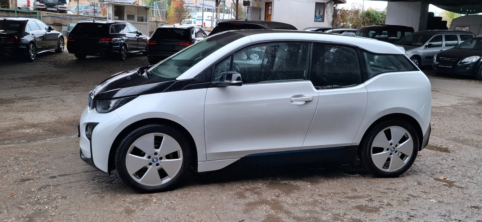 BMW i3 120km s с едно зареждане Топ Цена!! - изображение 3