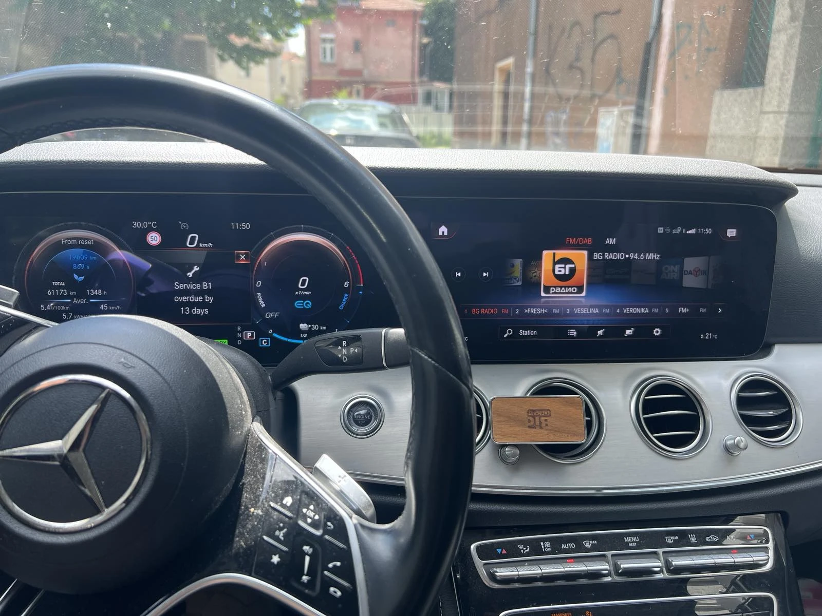 Mercedes-Benz E 300 DE, AMG - изображение 8