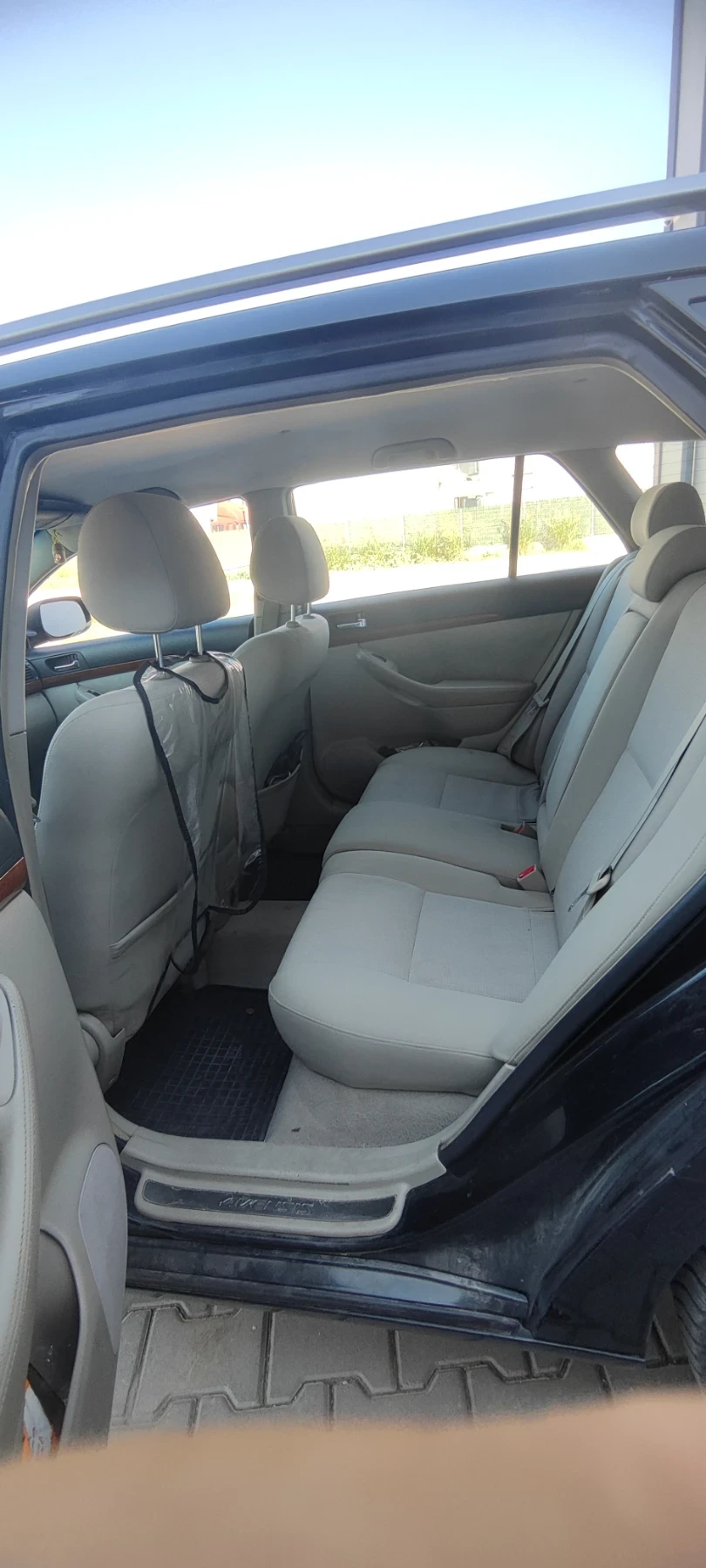 Toyota Avensis D4D - изображение 6