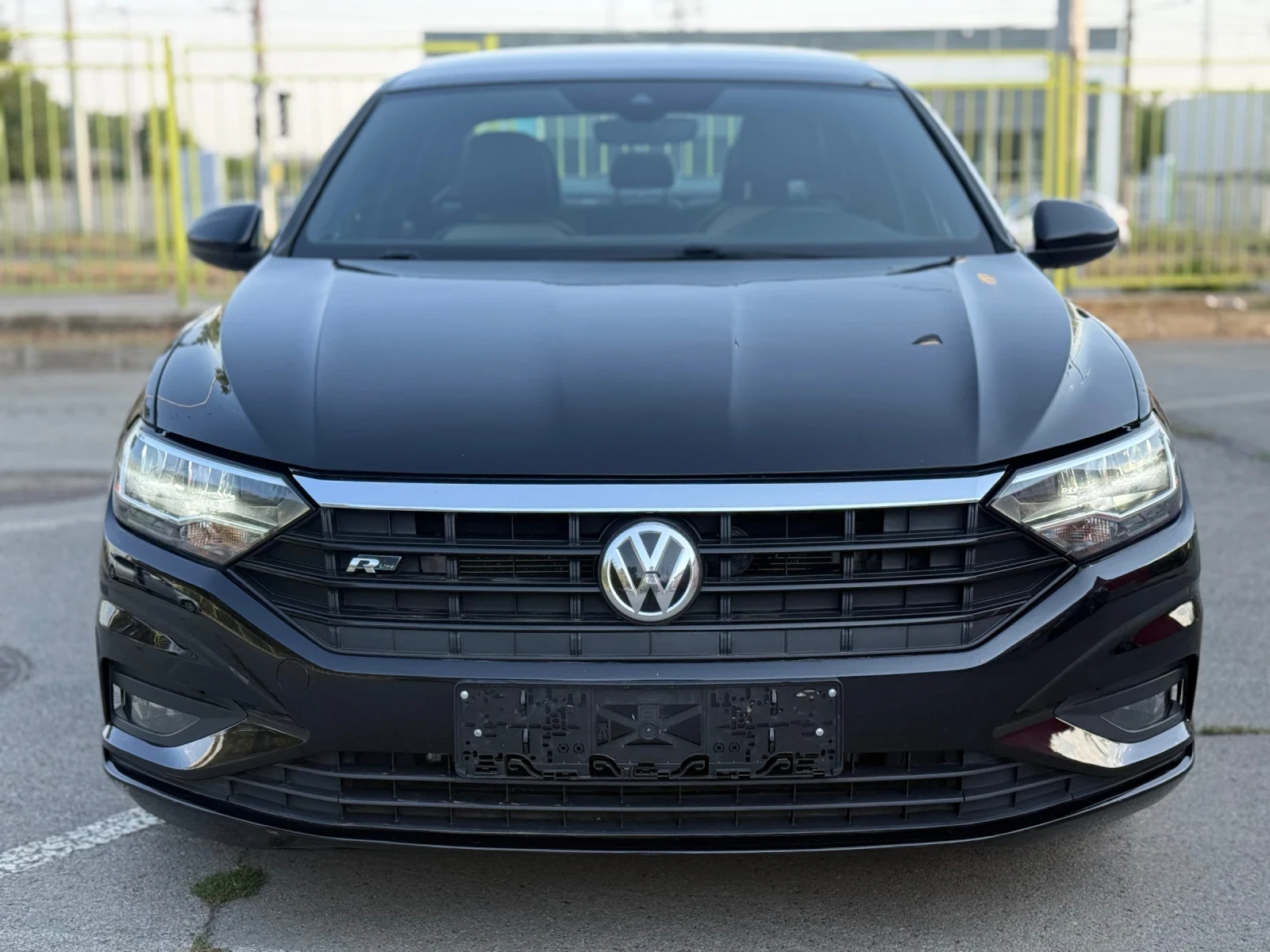 VW Jetta R-line* DISTR* LineAssist* М.Точка* CarPlay* ПОДГ* - изображение 6