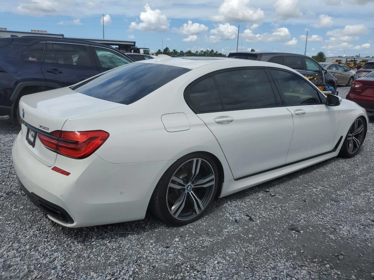 BMW 750 LONG * * CARFAX * * АВТО КРЕДИТ - изображение 5