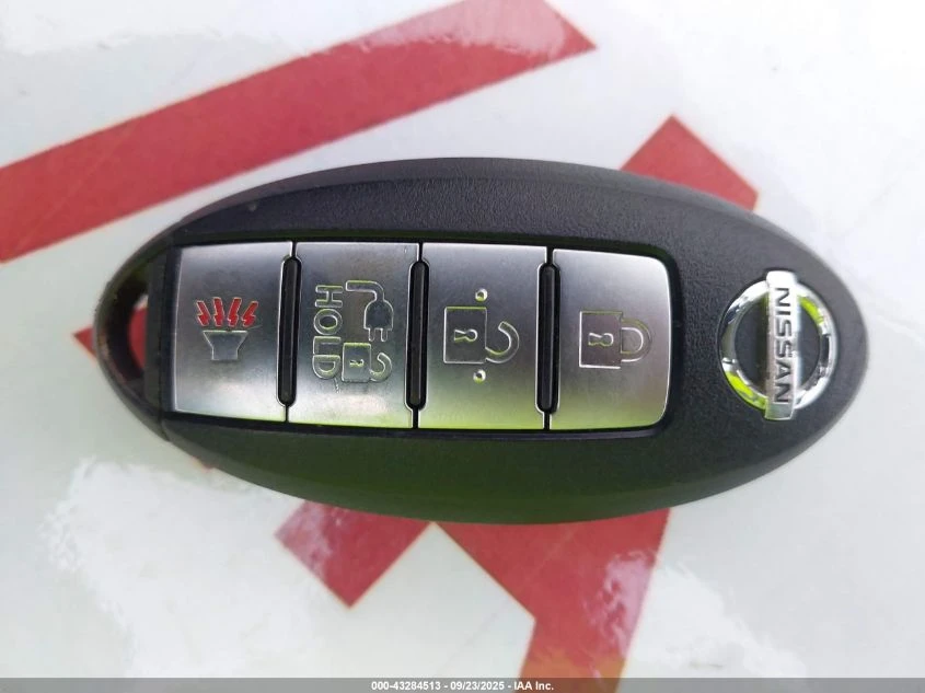 Nissan Leaf  UU  U NX Front Wheel Drive - изображение 3