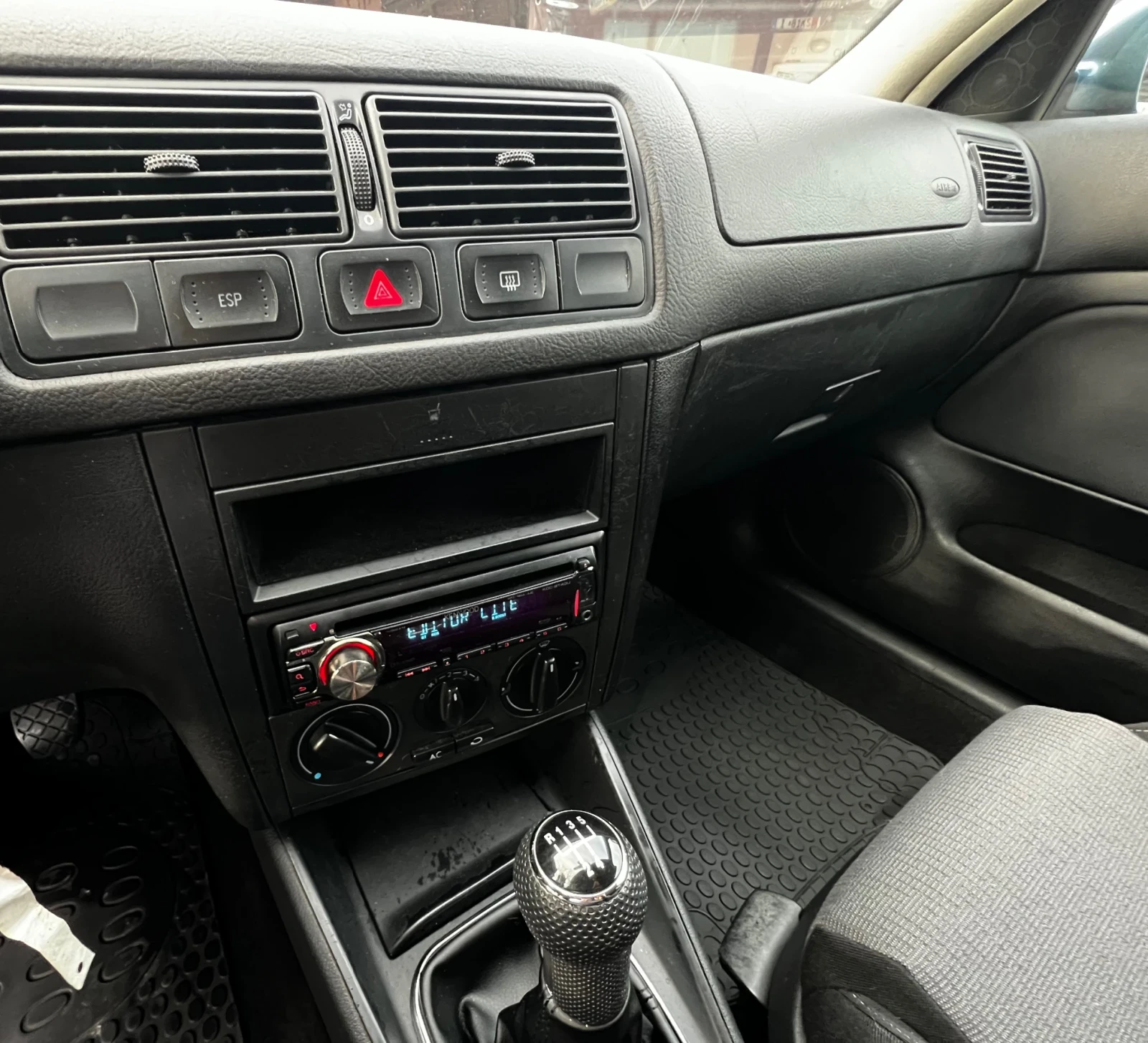 VW Golf 1.9TDI 90. GT | Mobile.bg   15