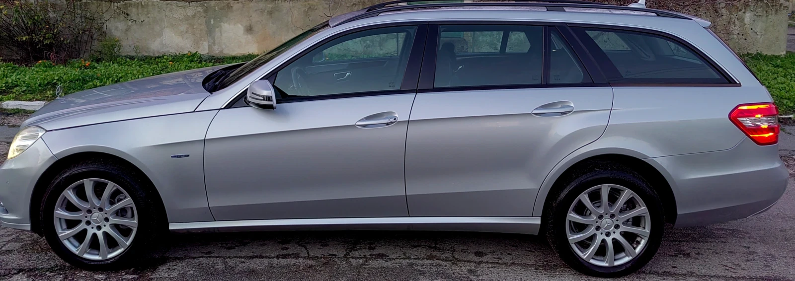 Mercedes-Benz E 220 Harman /7G - изображение 6