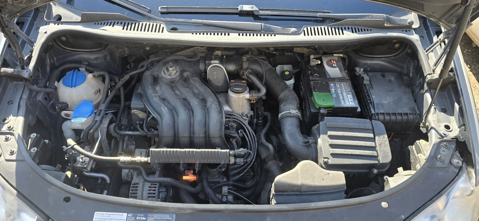 VW Touran, снимка 6 - Автомобили и джипове - 53734465