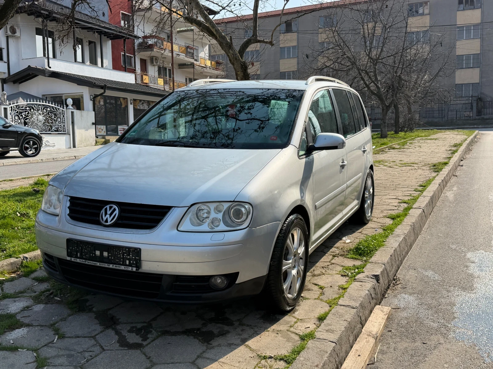 VW Touran 2.0tdi 140hp