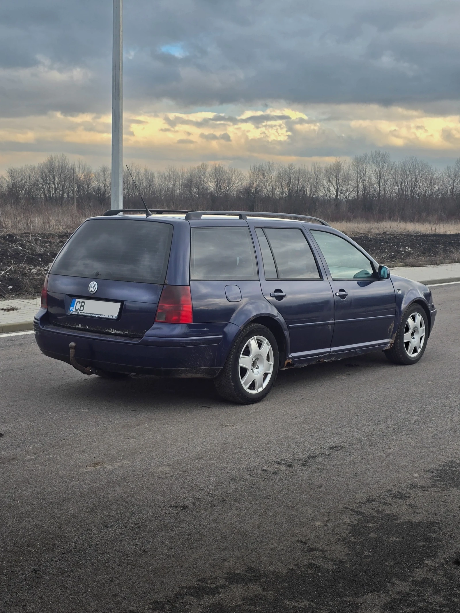 VW Bora 1.9 TDI 4x4 автопилот, снимка 8 - Автомобили и джипове - 53780399