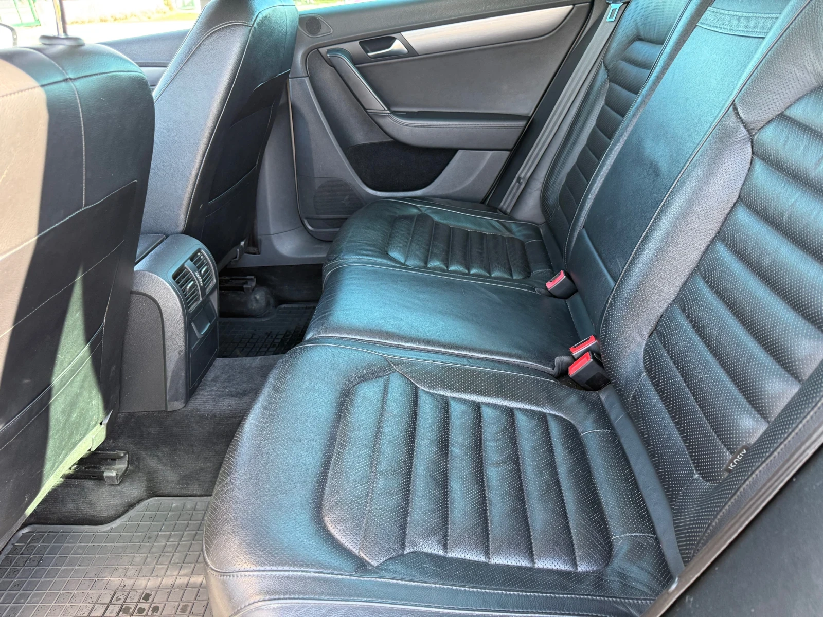 VW Passat 1.4 TSI ECOFUEL АСС, снимка 7 - Автомобили и джипове - 53803482