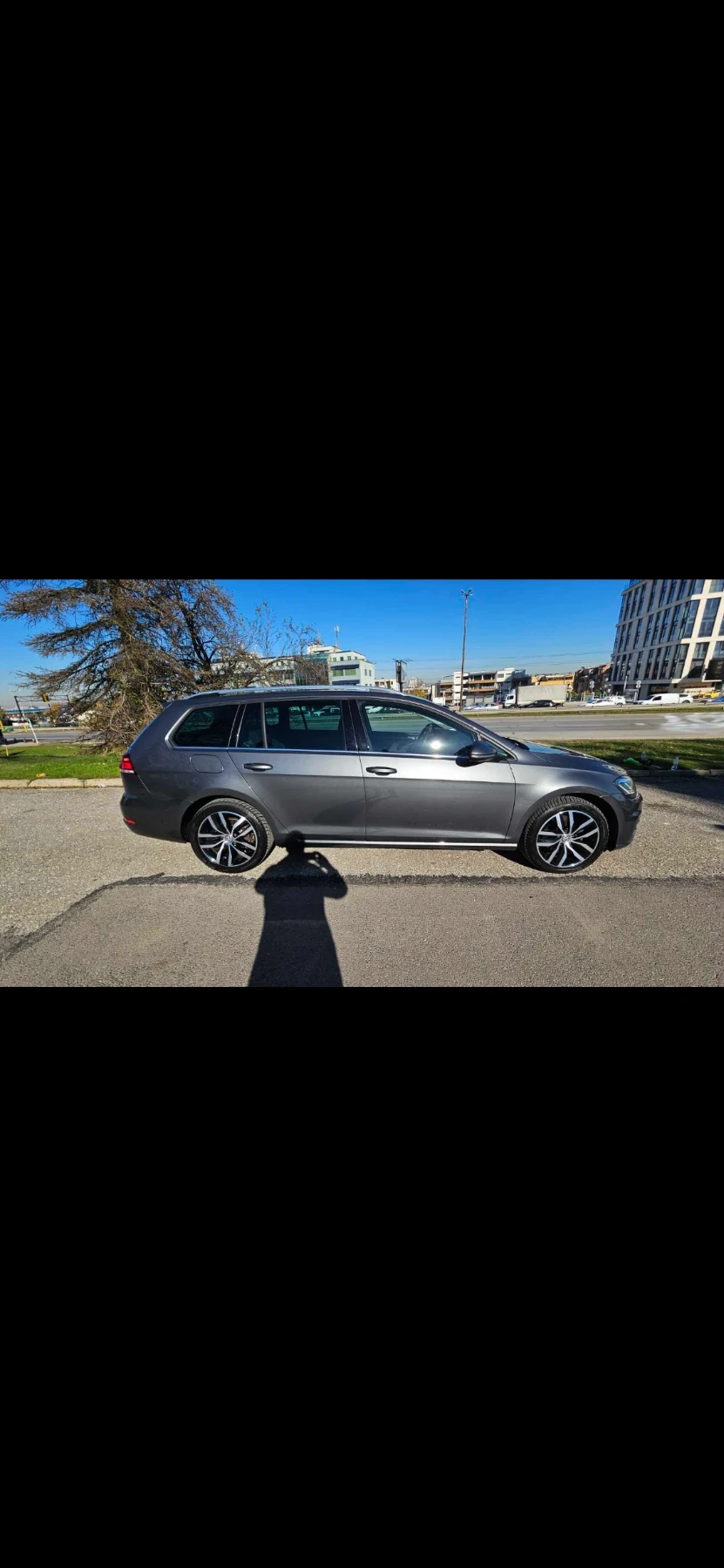 VW Golf 2.0 TDI, DSG, Pano, Dynamic lights, Digital cockpi, снимка 3 - Автомобили и джипове - 53871919