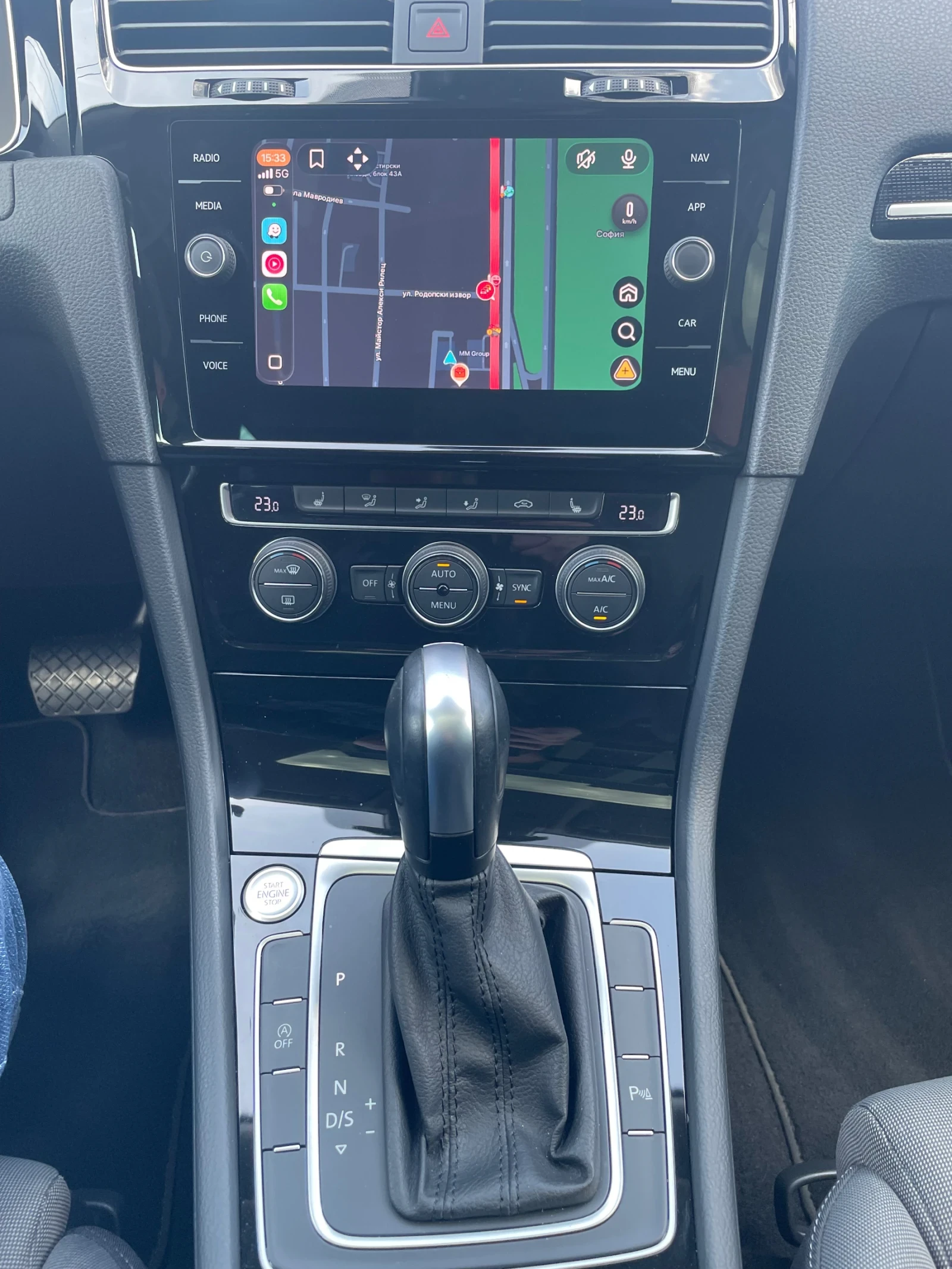 VW Golf 2.0 TDI, DSG, Pano, Dynamic lights, Digital cockpi, снимка 10 - Автомобили и джипове - 53871919