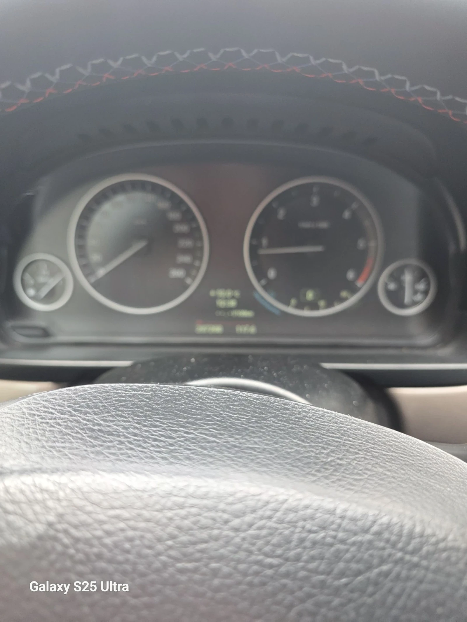 BMW 520 Xdrive, снимка 14 - Автомобили и джипове - 53924813