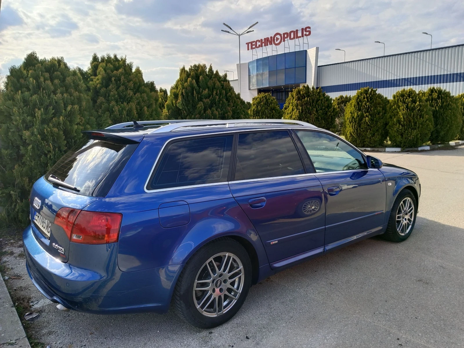 Audi A4 3хS line* Quattro* Navi* Ръчка* 170 к.с.* , снимка 3 - Автомобили и джипове - 53977652