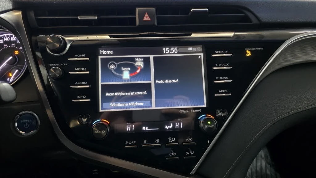 Toyota Camry XLE* FWD* АвтоКредит* (ЦЕНА ДО БГ), снимка 13 - Автомобили и джипове - 54069322