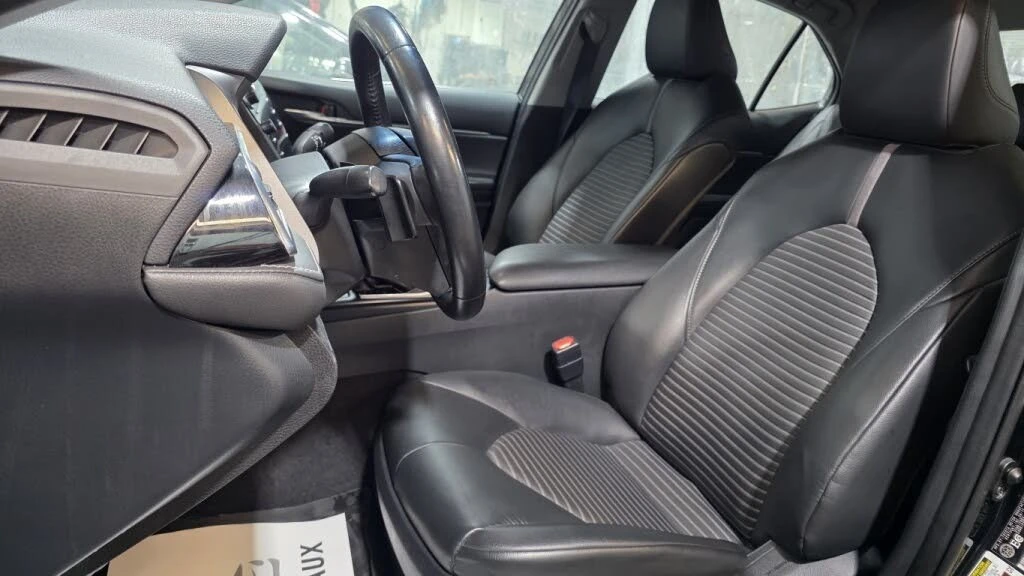 Toyota Camry XLE* FWD* АвтоКредит* (ЦЕНА ДО БГ), снимка 9 - Автомобили и джипове - 54069322