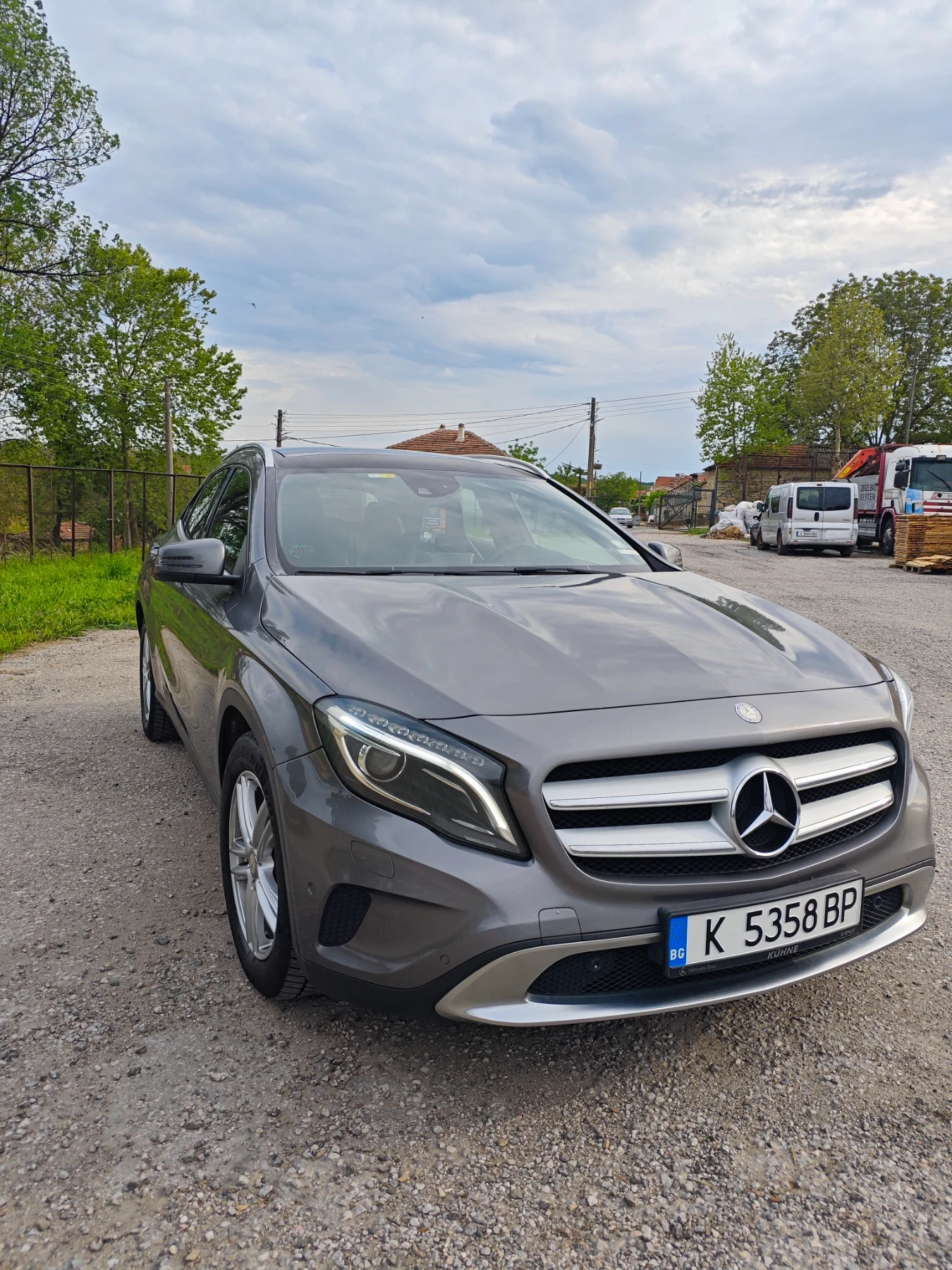 Mercedes-Benz CLA 220, снимка 4 - Автомобили и джипове - 54455326