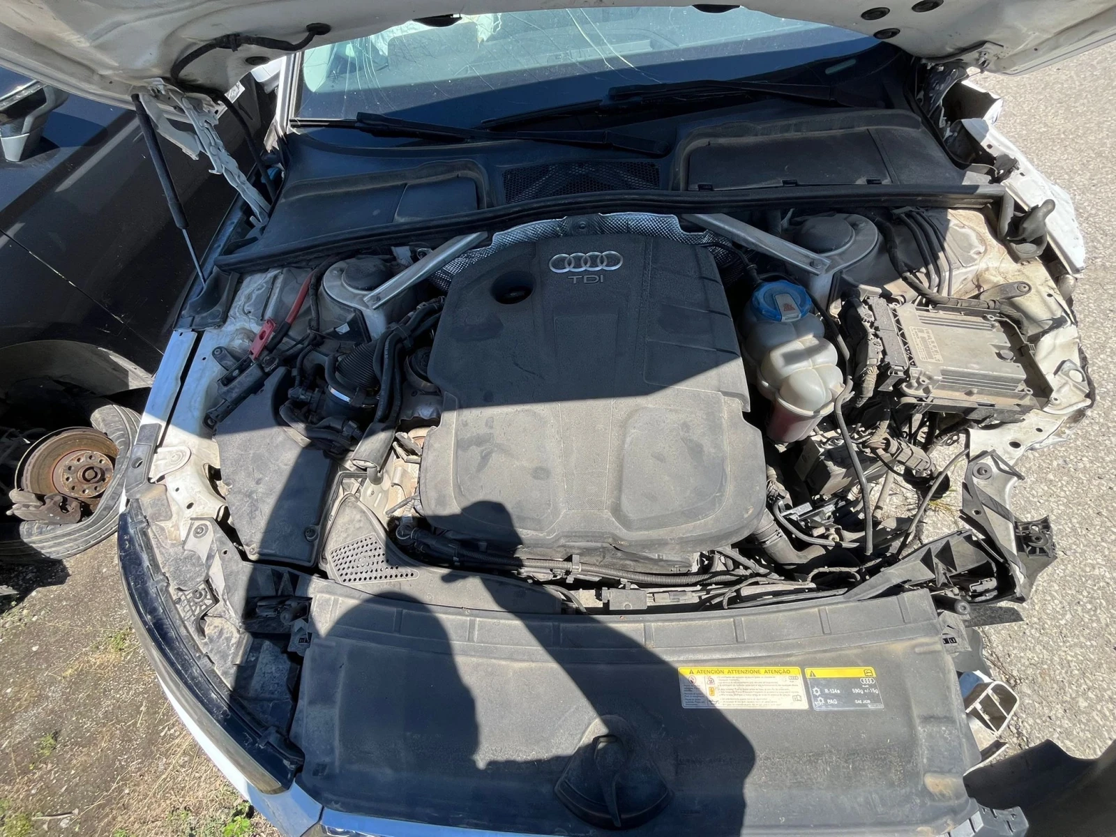 Audi A4 det седан 40tdi, снимка 9 - Автомобили и джипове - 54754463