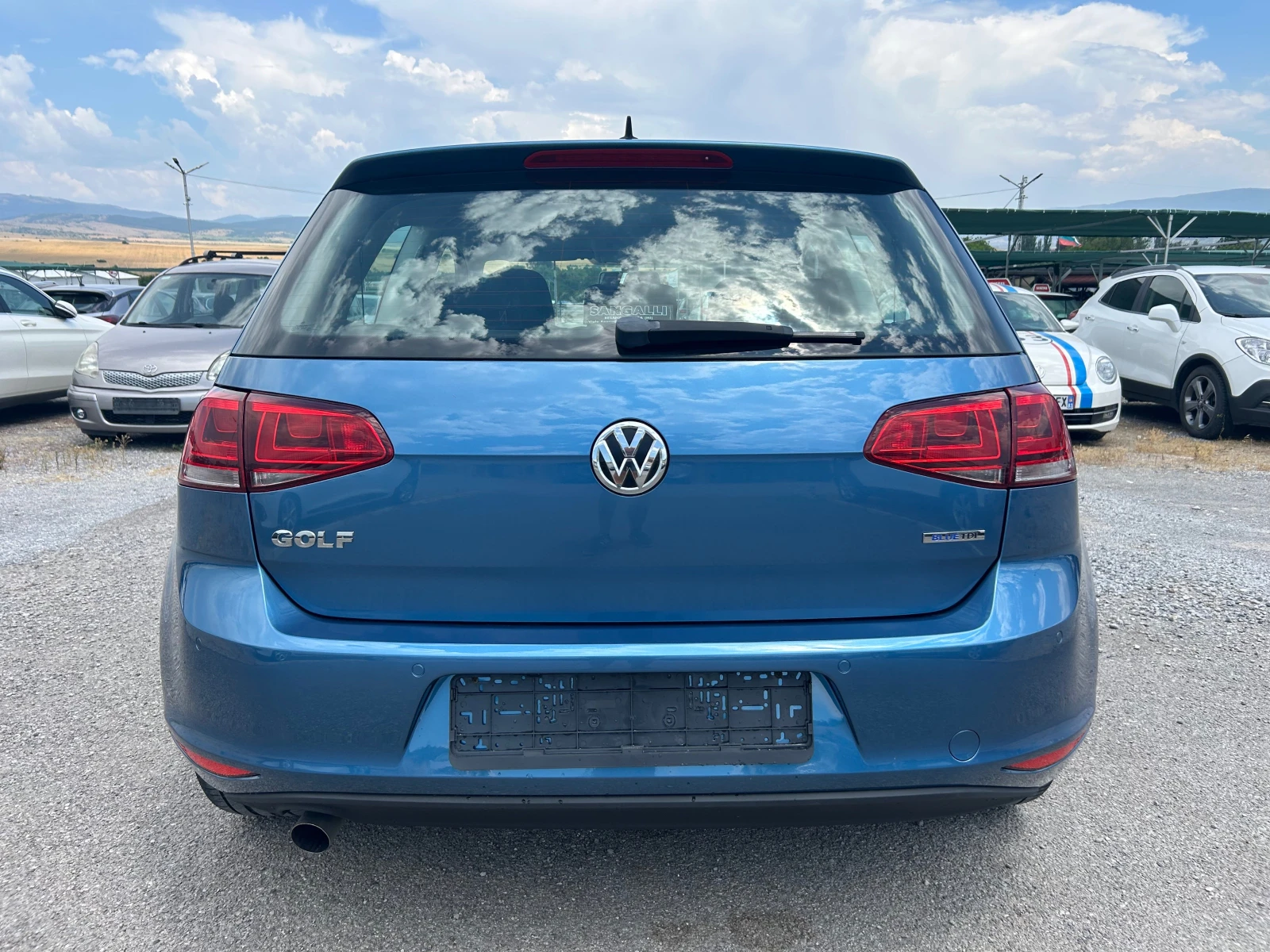 VW Golf 1.6TDI/EURO 6, снимка 4 - Автомобили и джипове - 55100536