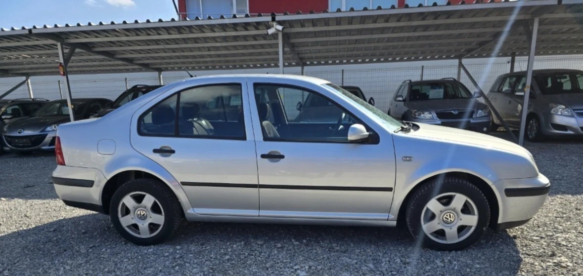 VW Bora 1.9 TDi, снимка 7 - Автомобили и джипове - 55270264