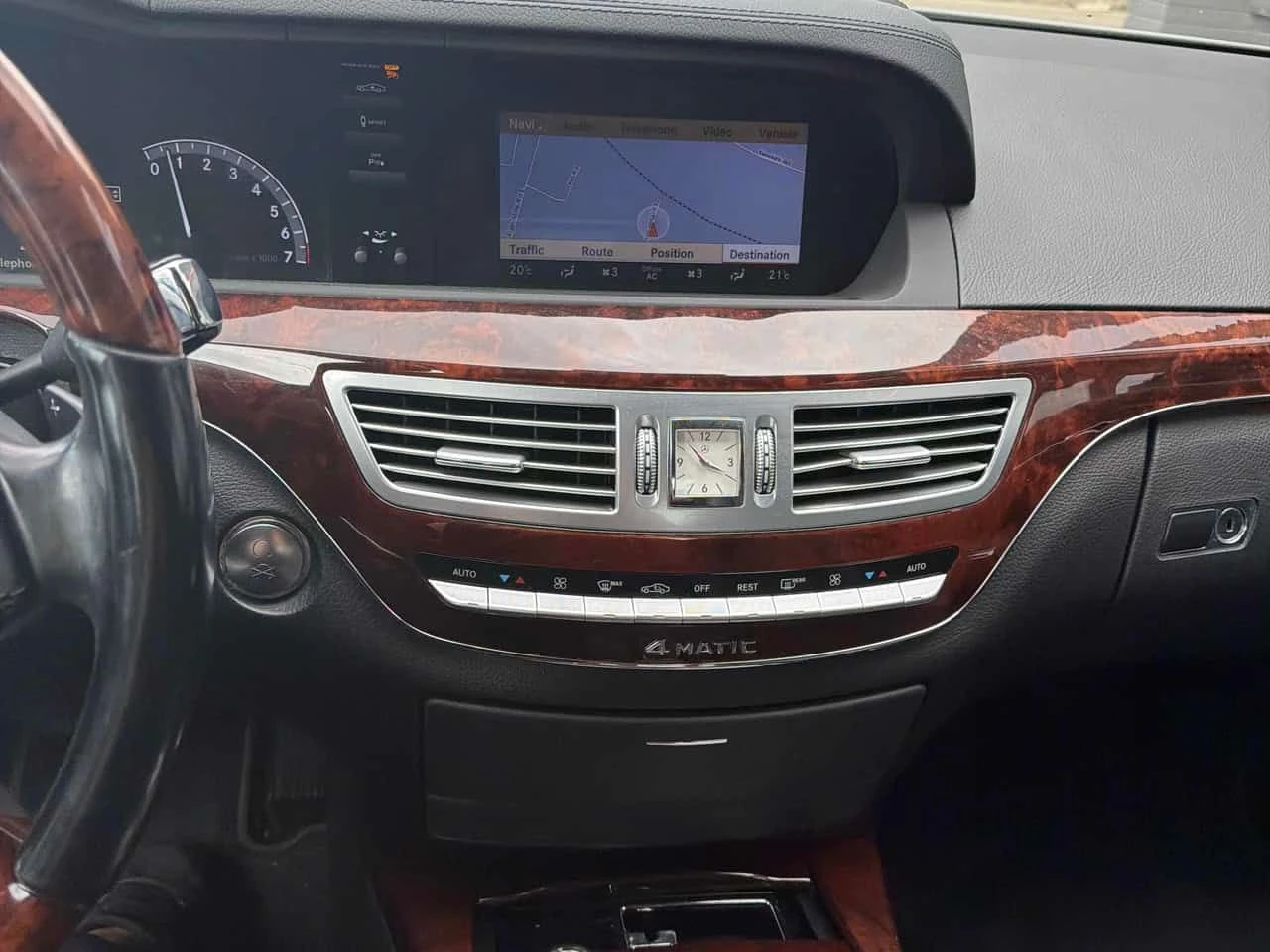 Mercedes-Benz S 550 * АВТОКРЕДИТ БЕЗ ПЪРВОНАЧАЛНА ВНОСКА* , снимка 9 - Автомобили и джипове - 55603395