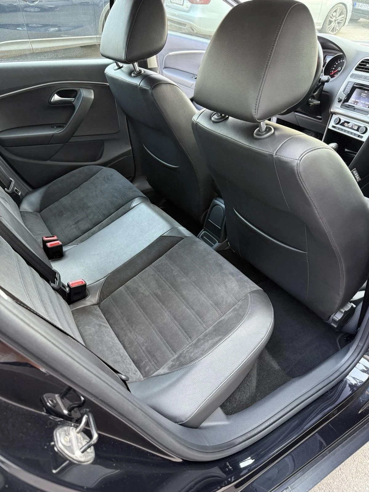 VW Polo Cross+ 1, 4TDI+ 90kc+ DSG+ Подгрев+ BiXenon, снимка 8 - Автомобили и джипове - 55663156