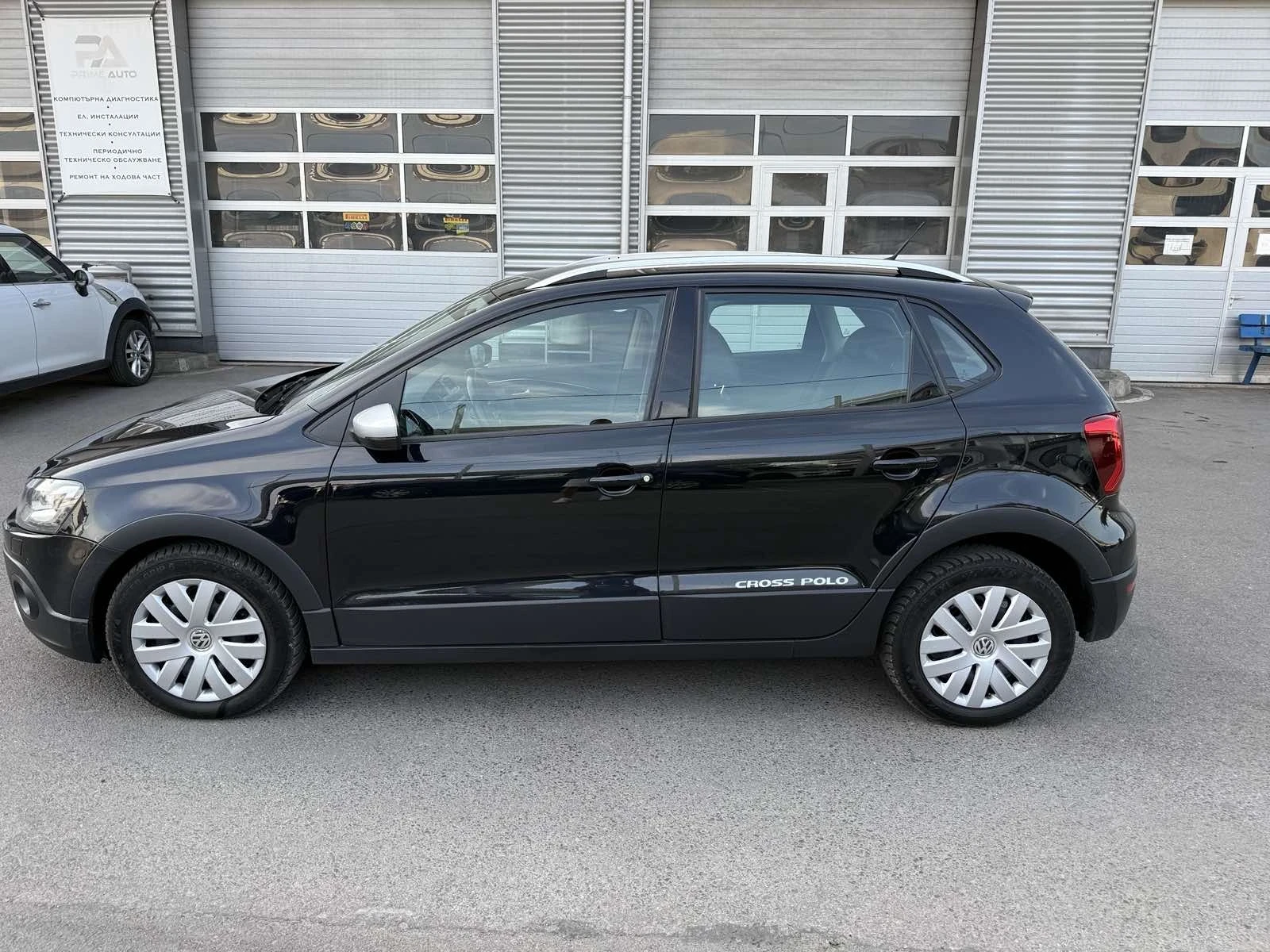 VW Polo Cross+ 1, 4TDI+ 90kc+ DSG+ Подгрев+ BiXenon, снимка 4 - Автомобили и джипове - 55663156