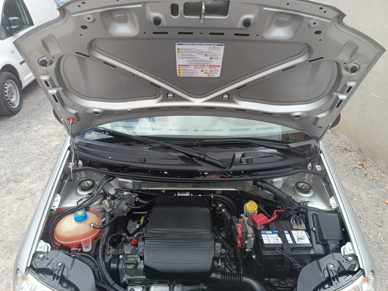 Fiat Panda 1.2i4x4-ГАЗ/КЛИМАТИК, снимка 15 - Автомобили и джипове - 56181955