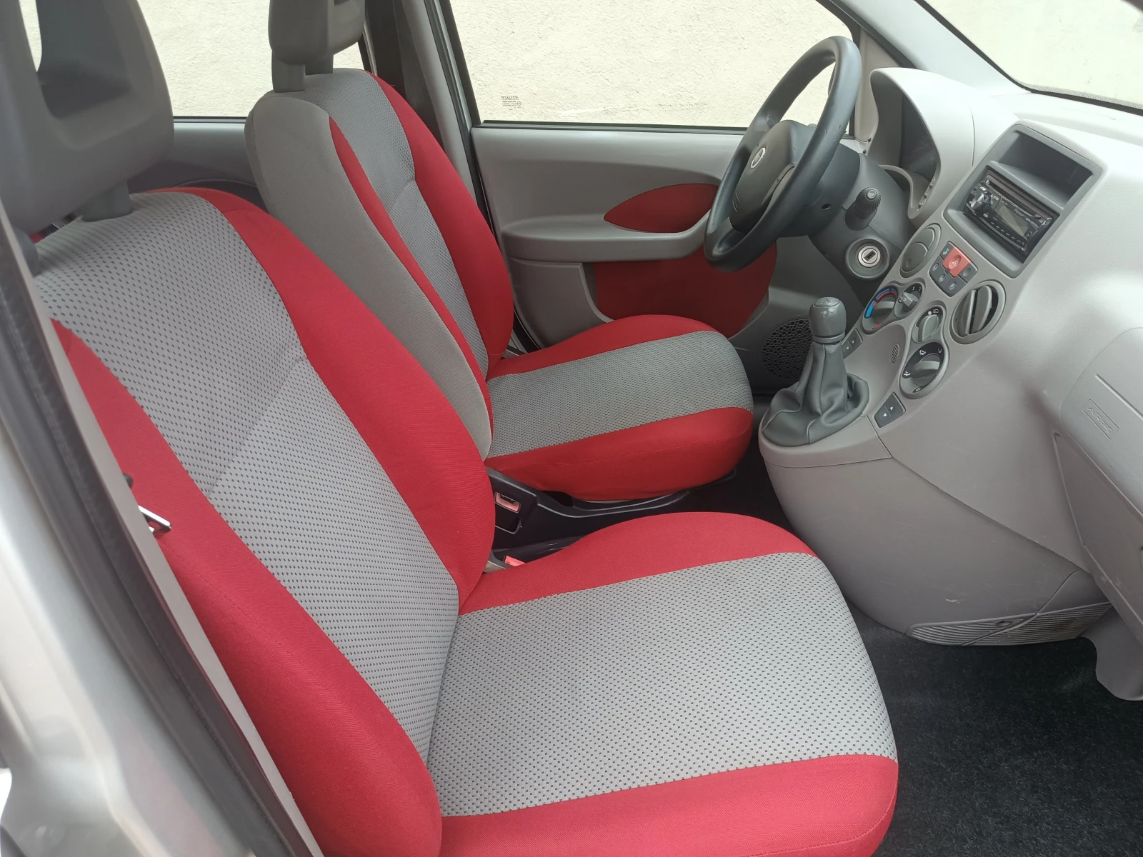 Fiat Panda 1.2i4x4-ГАЗ/КЛИМАТИК, снимка 11 - Автомобили и джипове - 56181955