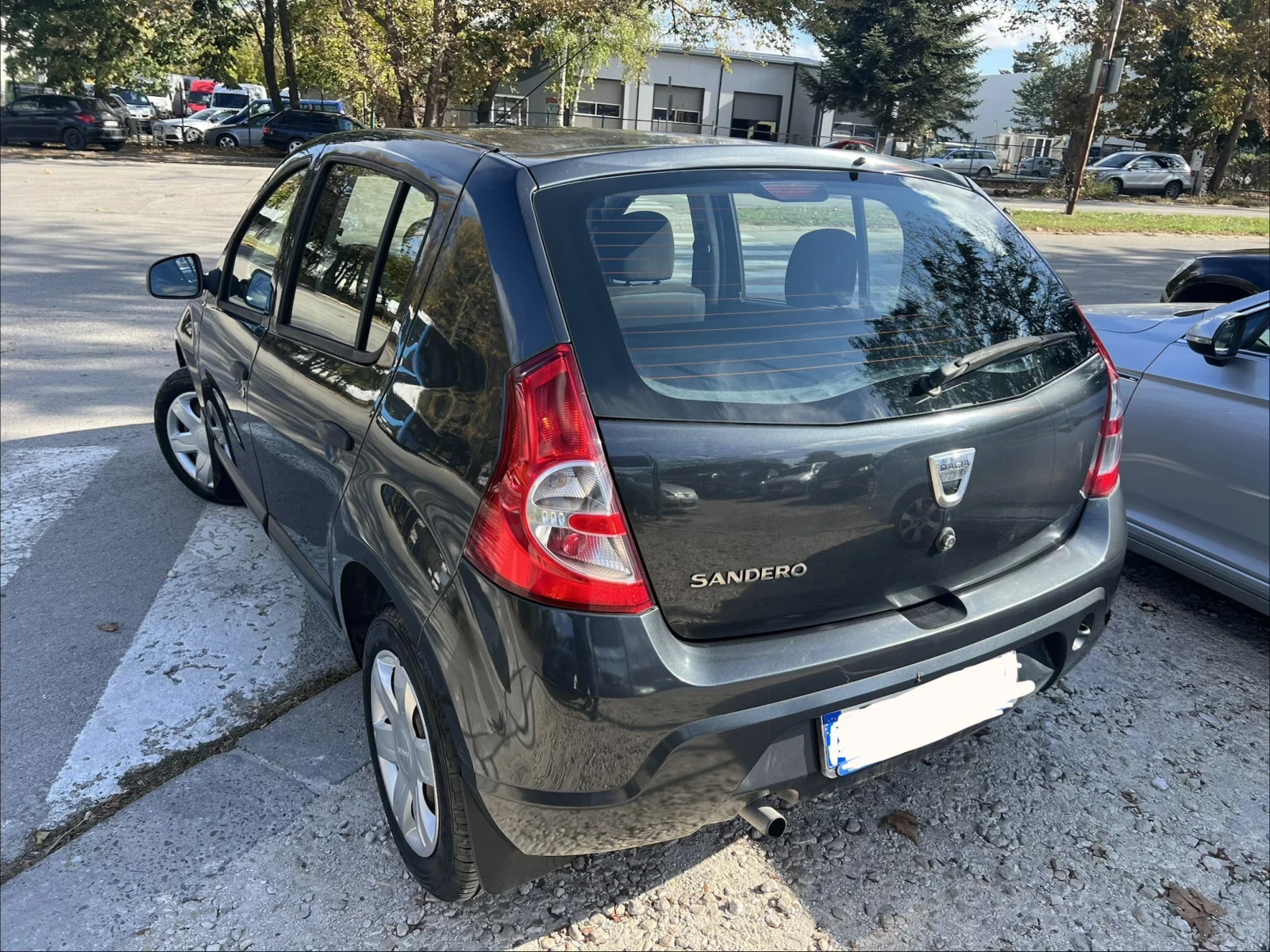 Dacia Sandero 1.2i Бензин Клима, снимка 9 - Автомобили и джипове - 56648021