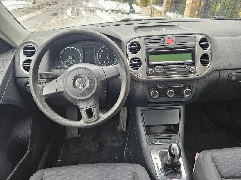 VW Tiguan 2.0dizel-140ks-2011god-DSJ-4x4!!, снимка 12 - Автомобили и джипове - 48479473