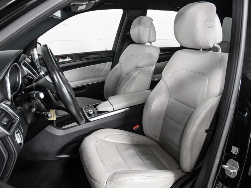 Mercedes-Benz GL 550 AMG ПАКЕТ* ОБДУХВАНЕ* 360 КАМЕРИ, снимка 9 - Автомобили и джипове - 53286934