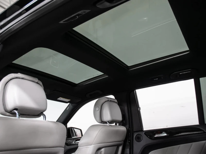 Mercedes-Benz GL 550 AMG ПАКЕТ* ОБДУХВАНЕ* 360 КАМЕРИ, снимка 12 - Автомобили и джипове - 53286934