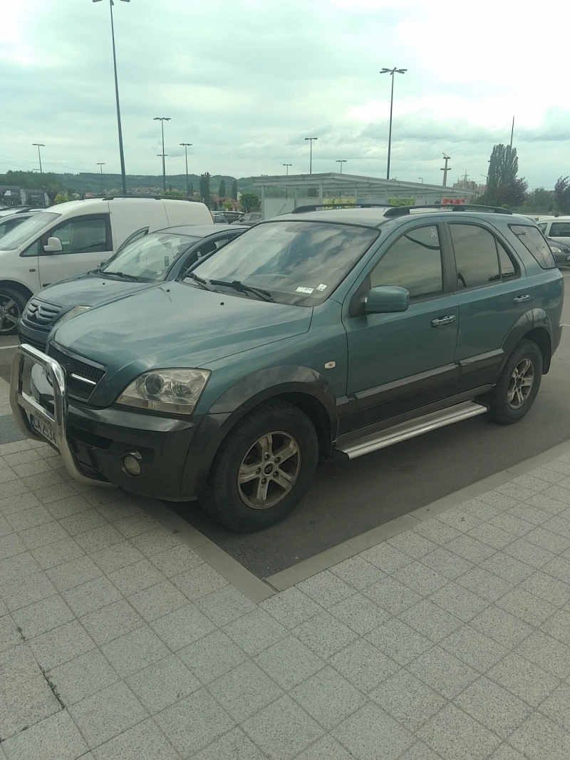 Kia Sorento Джип, снимка 4 - Автомобили и джипове - 53496161