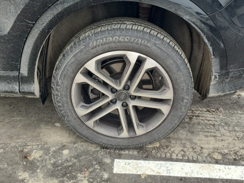 Audi Q5 * PROGRESSIV * CARFAX * БЕЗ ПЪРВОНАЧАЛНА ВНОСКА, снимка 14 - Автомобили и джипове - 52929580