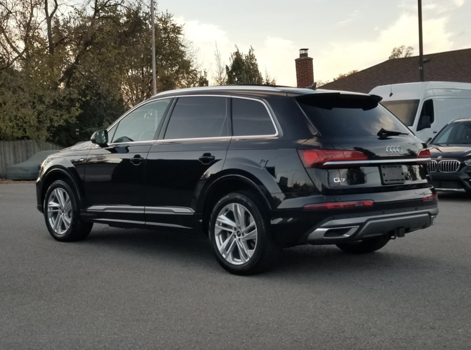 Audi Q7  2021 Audi Q7 - изображение 3