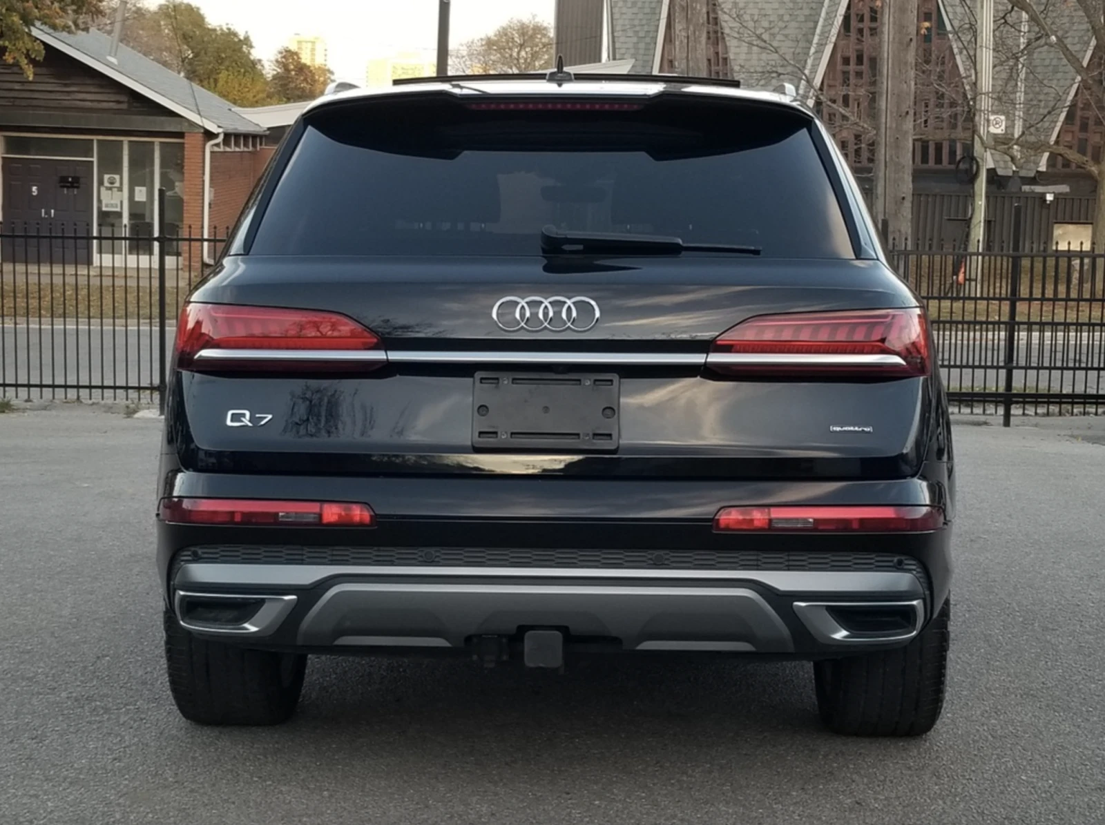 Audi Q7  2021 Audi Q7 - изображение 4