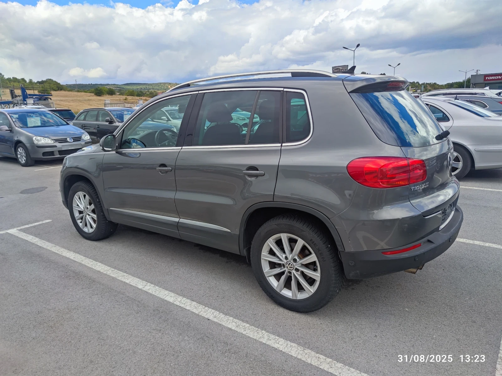 VW Tiguan 2.0TDI AVTOMAT 4* 4 - изображение 5
