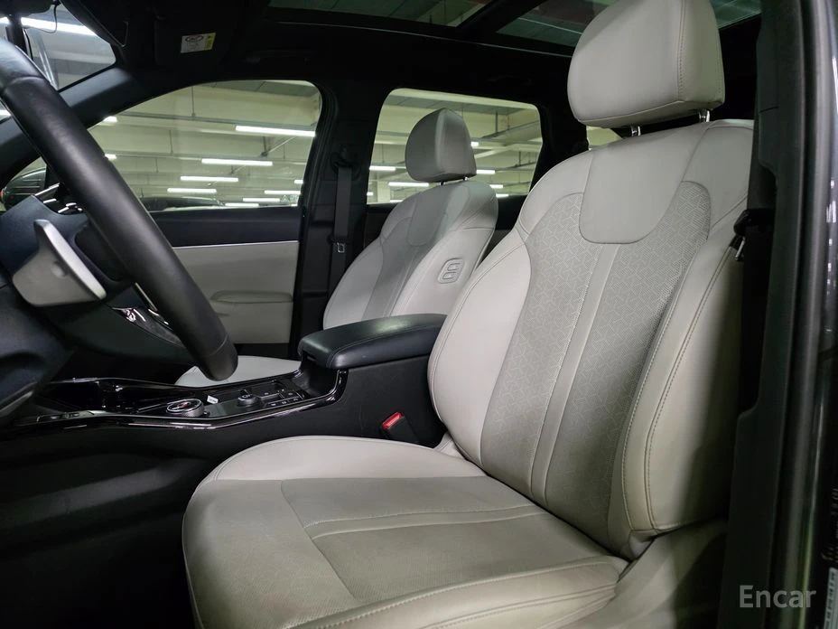 Kia Sorento PRESTIGE* SUNROOF* КОЖА* ПОДГРЕВ* ОБДУХВАНЕ* НАВИ, снимка 10 - Автомобили и джипове - 54125101