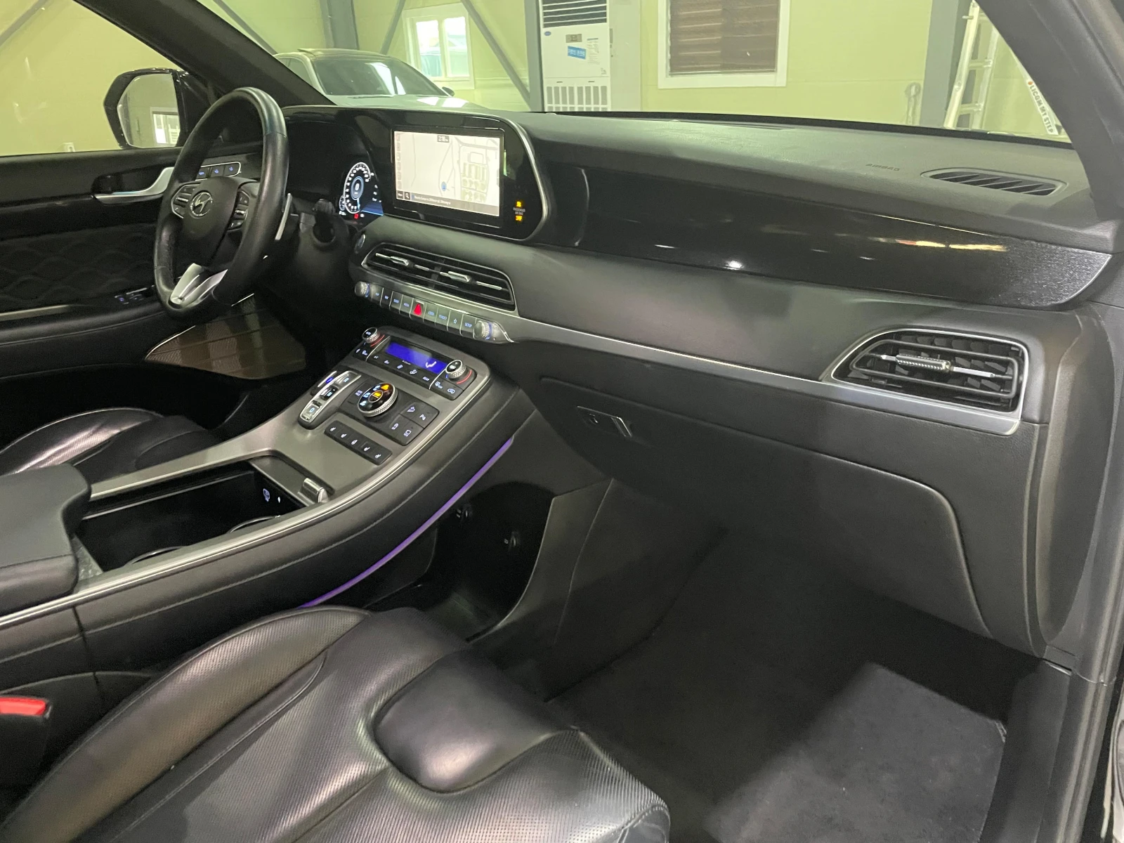 Hyundai Palisade 2.2D ! 4WD ! 6+ 1 ! Calligraphy !, снимка 13 - Автомобили и джипове - 54135420